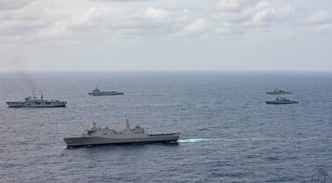 Marinhas da Namíbia e de Camarões cruzaram o Oceano Atlântico pela primeira vez para a UNITAS LXIII