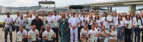Marinha forma novos aquaviários em Santa Catarina