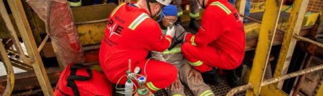 PORTOS DO PARANÁ FAZ SIMULAÇÃO DE INCÊNDIO COM VÍTIMA PARA APERFEIÇOAR ATUAÇÃO