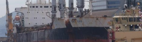 Acidente na ponte Rio-Niterói reacende discussão sobre navios abandonados