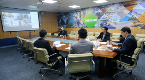 Ministro do Turismo discute impactos positivos da maior temporada de cruzeiros no país