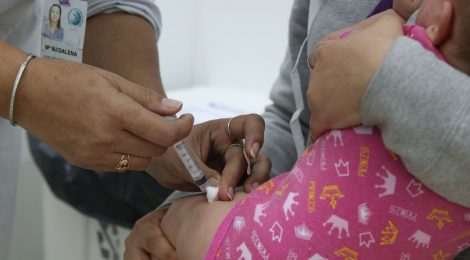 Covid-19: governo do Rio recebe primeiras vacinas para bebês