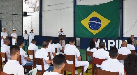 Marinha realiza cerimônia de Encerramento do Curso de Adaptação e Aquaviários em Aracaju