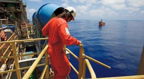 Tudo que você precisa saber sobre as vagas para trabalhar embarcado