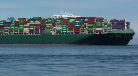 Reciclagem de navios cresce em meio à baixa demanda pelo transporte marítimo