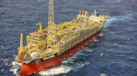 ANP proíbe navio com risco de explosão na costa do Espírito Santo