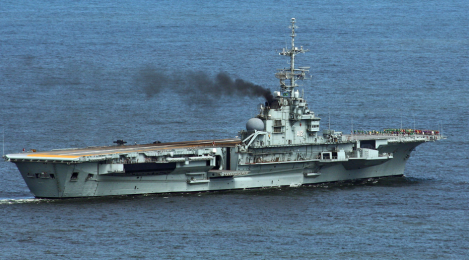 MSK entra com pedido suspensivo para atracar navio em Suape e requer isonomia