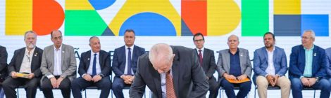 SINCOMAM participa de reunião das centrais sindicais com presidente Lula