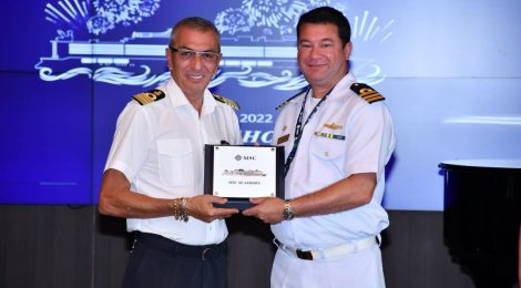 Marinha participa de recepção ao maior navio que já atracou em Maceió, MSC Seashore