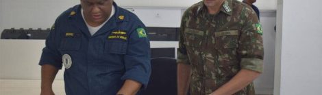 Centro de Embarcações recebe novas cartas náuticas da Marinha do Brasil