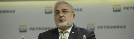 Presidente da Petrobras diz que pode reduzir preço da gasolina