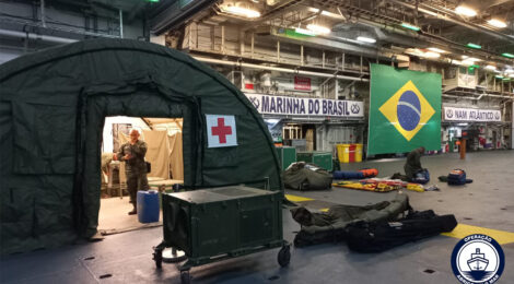 Médicos da Marinha iniciam atendimentos em hospital de campanha
