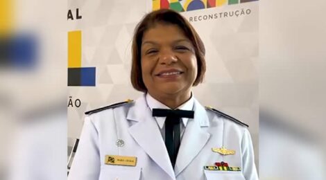 Marinha promove a primeira mulher negra a oficial-general