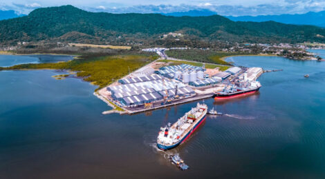 Porto Ponta do Félix é o primeiro do Brasil a obter certificações e conformidade pela Receita Federal