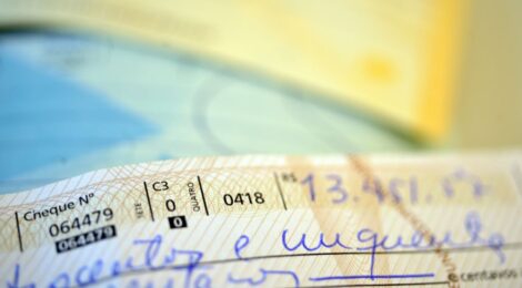 Para maior segurança, cheques terão mudanças a partir de 2 de outubro