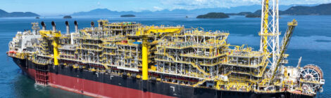 FPSO Almirante Barroso obtém o primeiro óleo e inicia o afretamento por 21 anos
