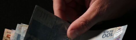 Crédito bancário aumenta 14% em 2022, puxado por pessoas físicas