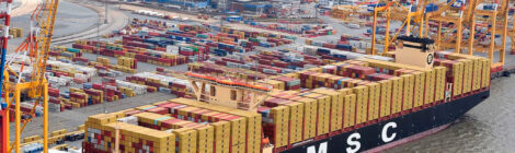 Maior porta-contêineres do mundo é nomeado no Porto de Bremen