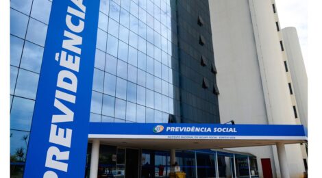 Governo retoma bônus de produtividade para reduzir fila do INSS