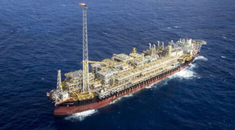 Países têm meta para emissão de gases do efeito estufa na navegação