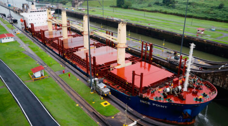 Canal do Panamá espera queda nas receitas devido a restrições em andamento