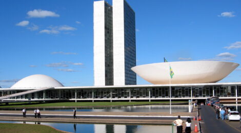 CONGRESSO SERÁ ILUMINADO DE AZUL EM HOMENAGEM AO DIA MARÍTIMO MUNDIAL