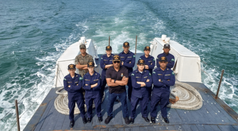 EAMSC Promove Tradicional “Quebra-Sal” para Guardas-Marinha a Bordo do Betelgeuse