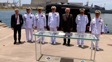 Marinha incorpora submarino 'Humaitá'