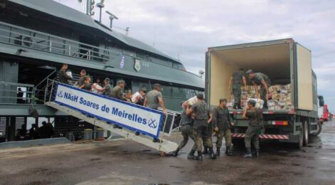 Marinha do Brasil Mobiliza Ajuda Humanitária para Tefé no Amazonas