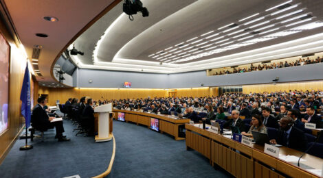 MEPC 81 aponta para a adoção de imposto sobre carbono no transporte marítimo