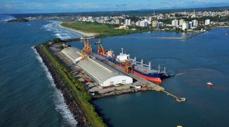 Codeba assina convênio com Unesco para desenvolver programas socioambientais