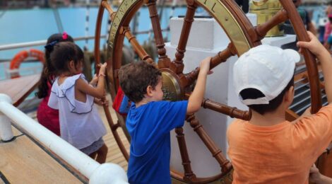 Visita do Navio Veleiro ‘Cisne Branco’ a Maceió Desperta Fascínio Marítimo em Jovens