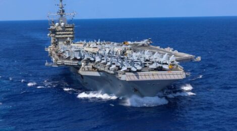 Porta-aviões USS ‘Harry S. Truman’ colide com navio mercante perto de Porto Said, no Mediterrâneo