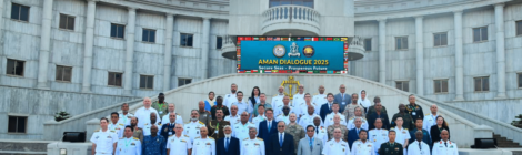 Marinha do Brasil apresenta potencial da Economia Azul em evento internacional