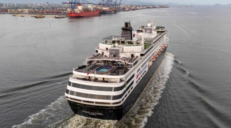 Navio de cruzeiro Vasco da Gama atraca no Porto de Paranaguá