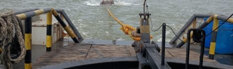 Portos RS realiza manutenção e reposicionamento de boias em canais de navegação