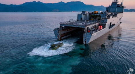 Marinha do Brasil realiza exercício com a Marinha Nacional da França