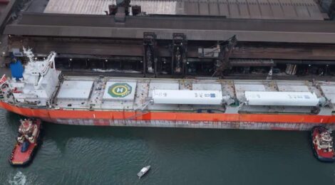 Navio oceânico movido a vento leva açúcar brasileiro à China de forma mais sustentável