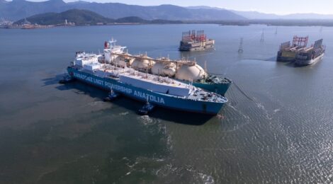 Karpowership e Seatrium lançam 'LNGTS Americas' e firmam intenção para projetos flutuantes de energia