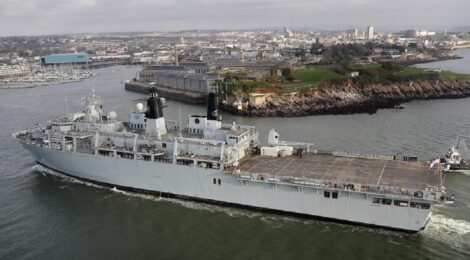 Marinha do Brasil avança no processo de compra do HMS “Bulwark”