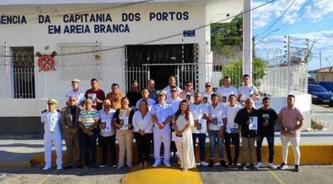 Marinha forma novos aquaviários e fortalece Amazônia Azul em Areia Branca