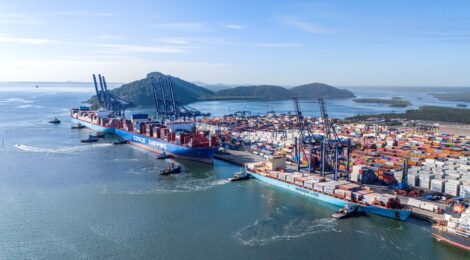 Portos do Paraná divulga atualização de norma que flexibiliza saída de navios graneleiros do cais
