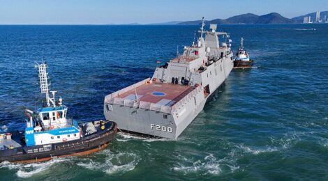 Fragata Tamandaré é aprovada em testes de mar
