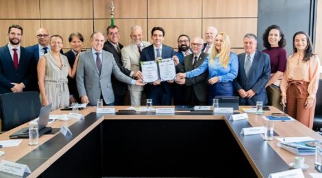 PL 733: Acordo busca consenso para capítulo sobre trabalho portuário