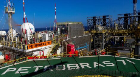 Brasil bate pela 1ª vez marca de 5 milhões de barris de petróleo e gás