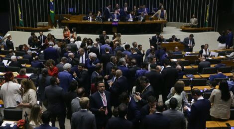 Câmara aprova isenção do IR para quem ganha até R$ 5 mil