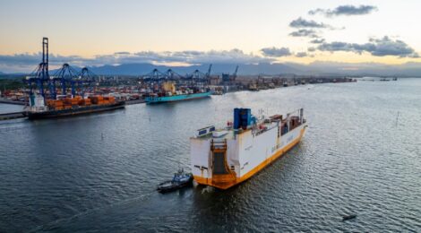 Com 13,3m de calado, TCP espera embarcar até 400 TEUs adicionais por navio