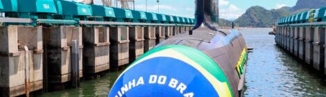 Submarino ‘Almirante Karam’ é lançado mar e ‘Tonelero’ é entregue ao setor operativo da Marinha