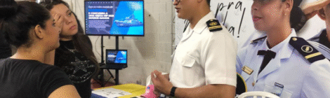 Marinha do Brasil inspira jovens em feira de empregabilidade e apresenta oportunidades da carreira naval em Santos