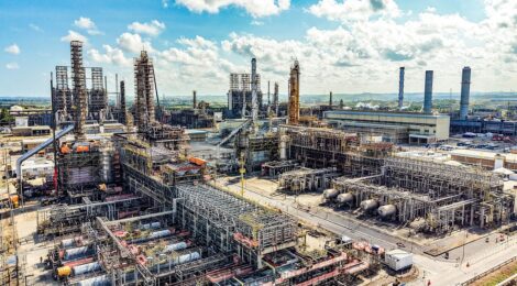 Petrobras prevê investimentos de R$ 12 bilhões na refinaria em Suape para aumentar produção